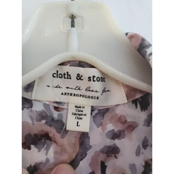 Cloth & Stone Anthropologie Grey Animal Print Button Down Blouse size Large - Picture 6 of 8